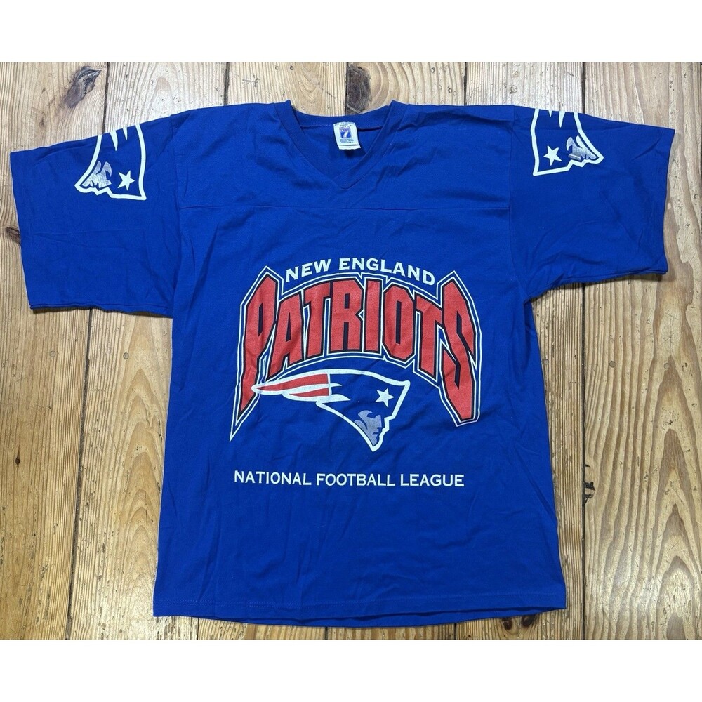 Vintage New England Patriots Logo 7 NFL Jersey Shirt Size Lrg Graphic 90s USA